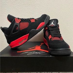 Jordan 4 red thunder